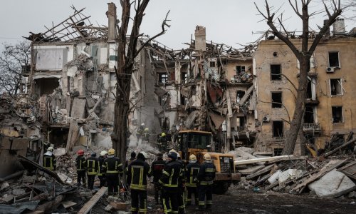 Ukrajina: Rusi ubili ženu i dvoje djece. Rusija: Pogodili smo zapovjedništvo Azova