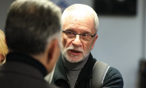 Šef sindikata: 'Vladine mjere očekivane, treba hitno pregovarati o podizanju plaća'