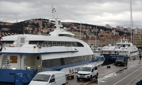 U riječkoj luci pronađena divovska mina iz II. svjetskog rata, pri uklanjanju bit će evakuiran dio centra Rijeke