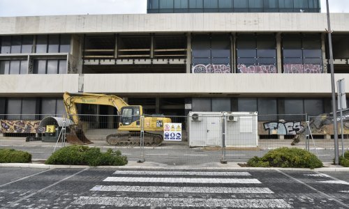 [FOTO] Počeli pripremni radovi: Ovako izgleda hotel Marjan prije početka rušenja