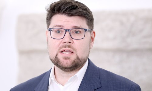 Grbin: Vlada ne zna što će ponuditi građanima i gospodarstvu, to hrani zvijer koja se zove inflacija