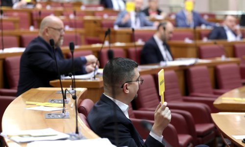 Sabor donio Zakon o vodi za ljudsku potrošnju, cilj je potaknuti građane na korištenje vode iz slavine