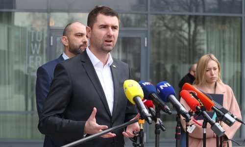 [FOTO] Zaustavljeno poskupljenje vode, Filipović: Vrijeme je da se odgovorno počne upravljati Zagrebom