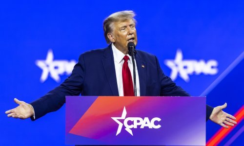 Trump izvrijeđao protivnike pa poručio: Samo ja mogu spasiti Ameriku od pretvaranja u prljavu komunističku noćnu moru