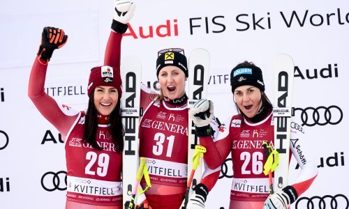 Austrijanke iskoristile loše vrijeme i zaposjele pobjedničko postolje, Shiffrin još uvijek lovi Stenmarkov rekord