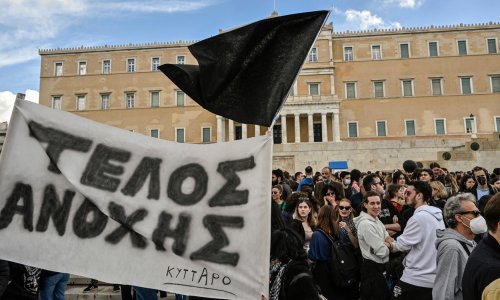Grci opet masovno na ulicama, sprema se veliki štrajk diljem zemlje