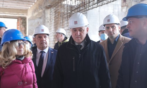 [FOTO] Beroš i Bačić posjetili gradilište na KB Merkuru: Najveća zgrada gotova do kraja godine