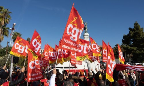 Nastavljeni prosvjedi u Francuskoj zbog spora o mirovinskoj reformi