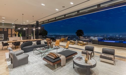 Ovo je kuća o kakvoj se sanja, a tek kad vidite pogled... Čak i garaža oduševljava