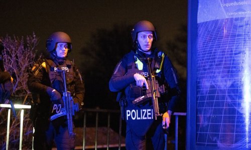 Krvoproliće u dvorani Jehovinih svjedoka u Hamburgu: Navodno je poginulo sedam osoba. Među njima i napadač?