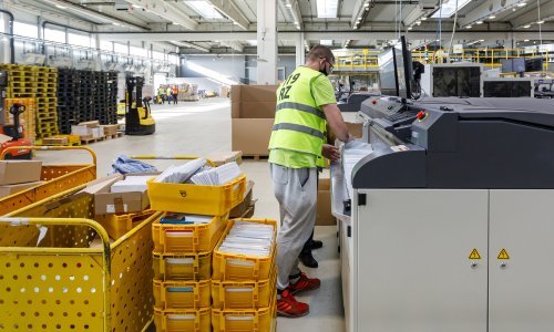 Ostvaren rekordan broj paketa na tržištu poštanskih usluga