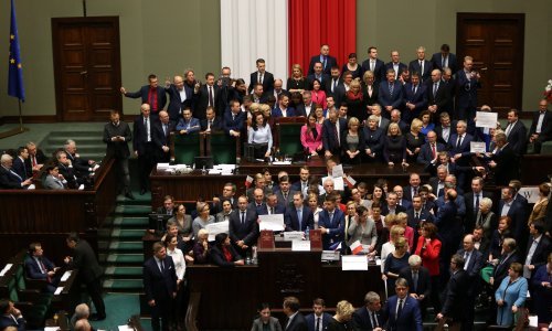 Poljska oporba završila blokadu parlamenta