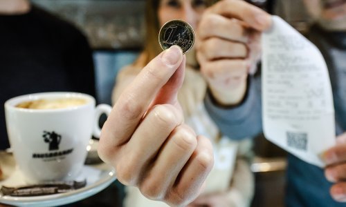 Poduzetnici traže ukidanje posebnog poreza na kavu od 35 posto po šalici: 'Ona nije luksuz, svi je piju'