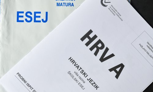Ispitom iz hrvatskog jezika sutra oko 40.000 osmaša počinje pisanje nacionalne mature