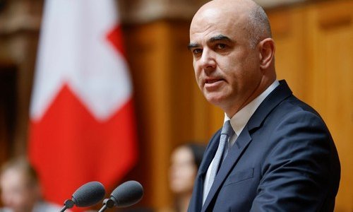 Švicarski predsjednik osuđuje ratno ludilo, protiv je slanja oružja Ukrajini