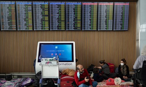 Svi letovi u Grčkoj otkazani u četvrtak zbog štrajka sindikata, traže istragu velike željezničke nesreće