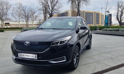 [FOTO/VIDEO] DFSK osvježio Seres 3; Jači pogon, nova baterija, brže punjenje, LED svjetla