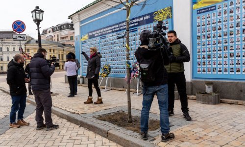 U Ukrajini od početka rata najmanje 12 poginulih medijskih djelatnika; pojačano zastrašivanje novinara u Europi