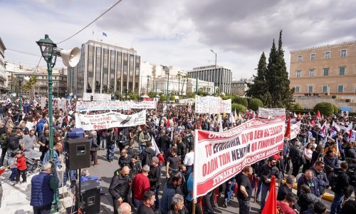 Avioni ostaju prizemljeni, a brodovi usidreni: Zbog velikog štrajka staje sav transport u Grčkoj