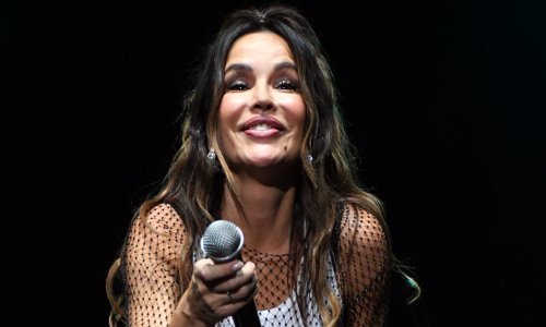 Severina pozirala u zavodljivom izdanju kojim je fanove oborila s nogu