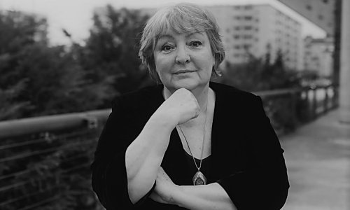 'Izrasle smo iz Dubravkinih rečenica, s njom smo odrastale, ravnale smo kralježnicu zahvaljujući njenoj ljudskoj uspravnosti i književnom poštenju'