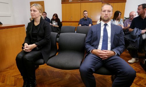 Saucha mora na tri godine u zatvor, a tajnica u Vladi na 4,5 godine. Moraju vratiti i skoro milijun kuna