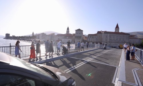 Trogirski most bit će zatvoren od 8,30 do 17 sati