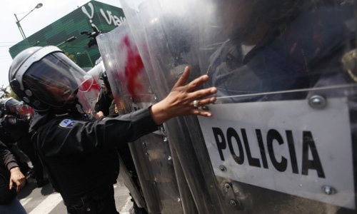 Meksiko sramežljivo kritizira Trumpa