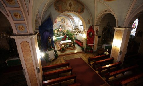 Muškarac u Ludbregu priručnim alatom i ljepljivom trakom iz crkve krao milodar