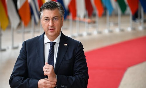 Plenković: Hrvatska ne posustaje u vojnom pomaganju Ukrajini