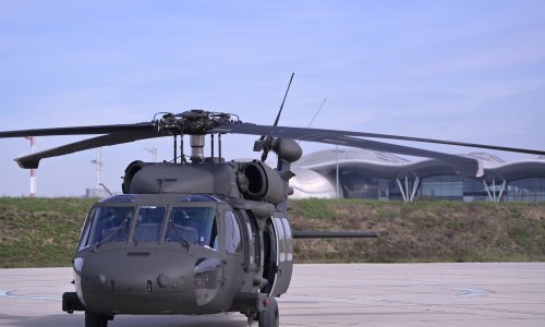 Helikopterom Black Hawk iz Splita u Zagreb prevezeno srce za transplantaciju