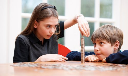 Stiže jednokratna potpora roditeljima 200.000 djece, evo koliko će dobiti