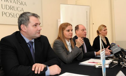 Pokušajte se pomiriti s bankom