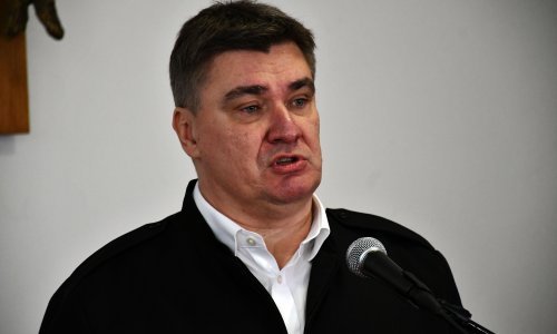 Milanović o Plenkoviću: 'Anemični, ne može ni dva skleka napraviti!'