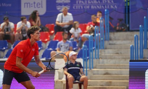 Nino Serdarušić s Francuzom pokorio konkurenciju u parovima