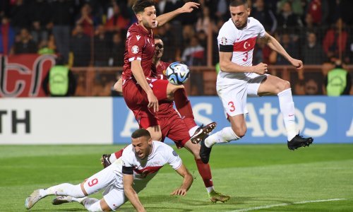 [VIDEO/FOTO] Turska preživjela 'pakao' u Armeniji, domaći navijači brutalno izviždali gostujuću himnu