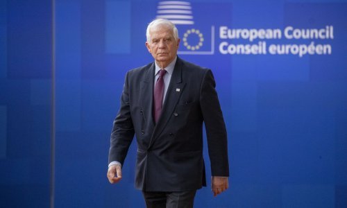 Borrell poziva na primirje u Sudanu, kaže da EU evakuira svoje izaslanstvo