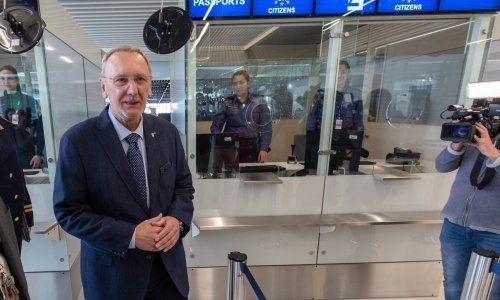 Božinović krenuo za Rim, ali se brzo vratio u Split. Put mu je nenadano propao