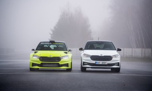 [FOTO/VIDEO] U čemu se razlikuju serijski i trkaći automobili? Škoda Fabia RS Rally2 vs. serijska Fabia