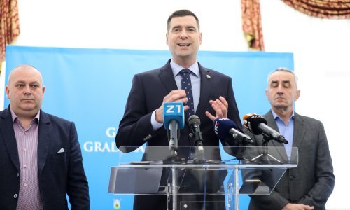 Herman: Tomašević želi ukinuti demokraciju u Skupštini