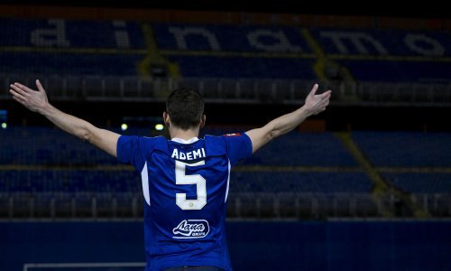 Dinamo objavio priopćenje: Nećemo umiroviti niti jedan broj, ni od Arijana Ademija, ali...