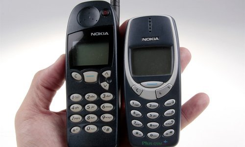 Povratak otpisanih? Mladi se sve češće vraćaju telefonima stare škole