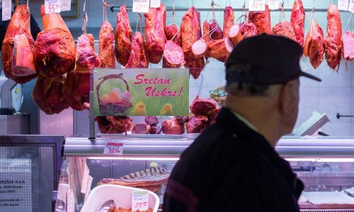Inflacija u Hrvatskoj u ožujku oslabjela četvrti mjesec zaredom, ali hrana i dalje poskupljuje