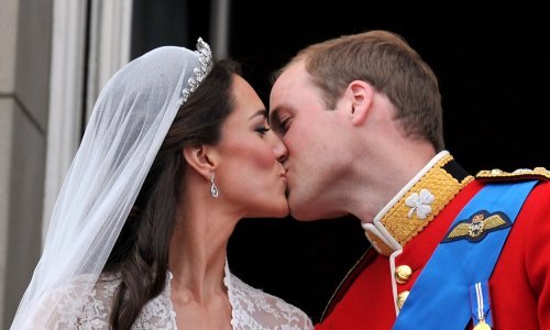 Od njihovog je vjenčanja prošlo 12 godina, no javnost tek sada ima prilike vidjeti što je Kate Middleton rekla princu Williamu