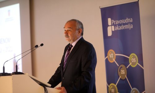 Sudac Kos reagirao na Milanovićeve prozivke: 'Njegova izjava zaziva kazneni progon moje djece. To je dno'