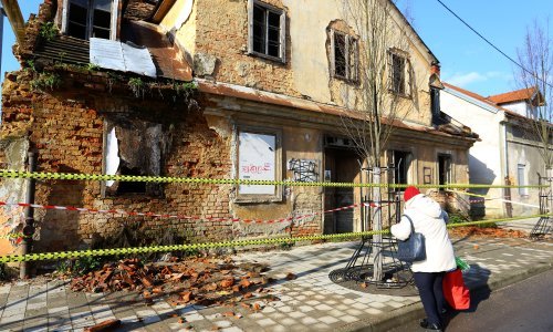 Lopovi upadaju u kuće s crvenom naljepnicom i kradu sve što stignu, pomozite policiji