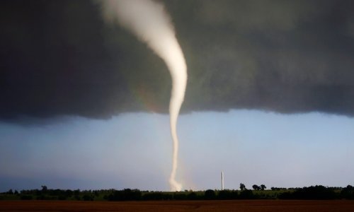Tornado protutnjao srednjim istokom SAD-a i ubio najmanje troje ljudi