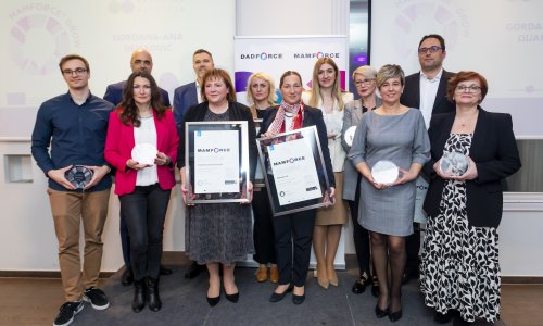 Roditeljstvo i karijera: Svaka druga žena zbog majčinstva teže napreduje na poslu