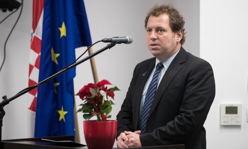 Bandov o Trumpu: Sada ponovno dobiva vidljivost na svim društvenim mrežama