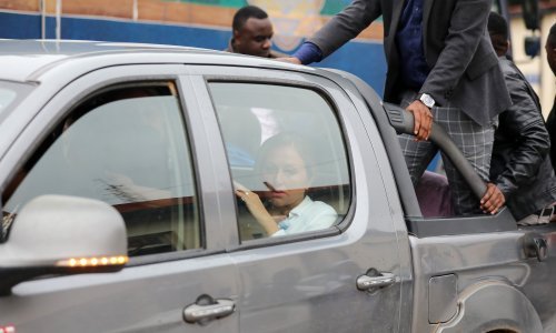 Turistički radnik je ključan u slučaju navodnog ilegalnog posvojenja djece iz DR Konga